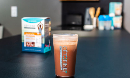 remplacer votre alimentation par des substituts hyperprotéinés durant le régime hyperprotéiné